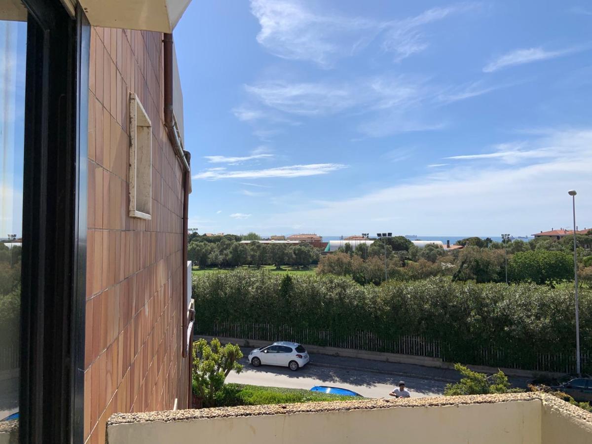 Suites Marilia Apartments Pool Side - Suite Livorno Holiday Home Group Bagian luar foto