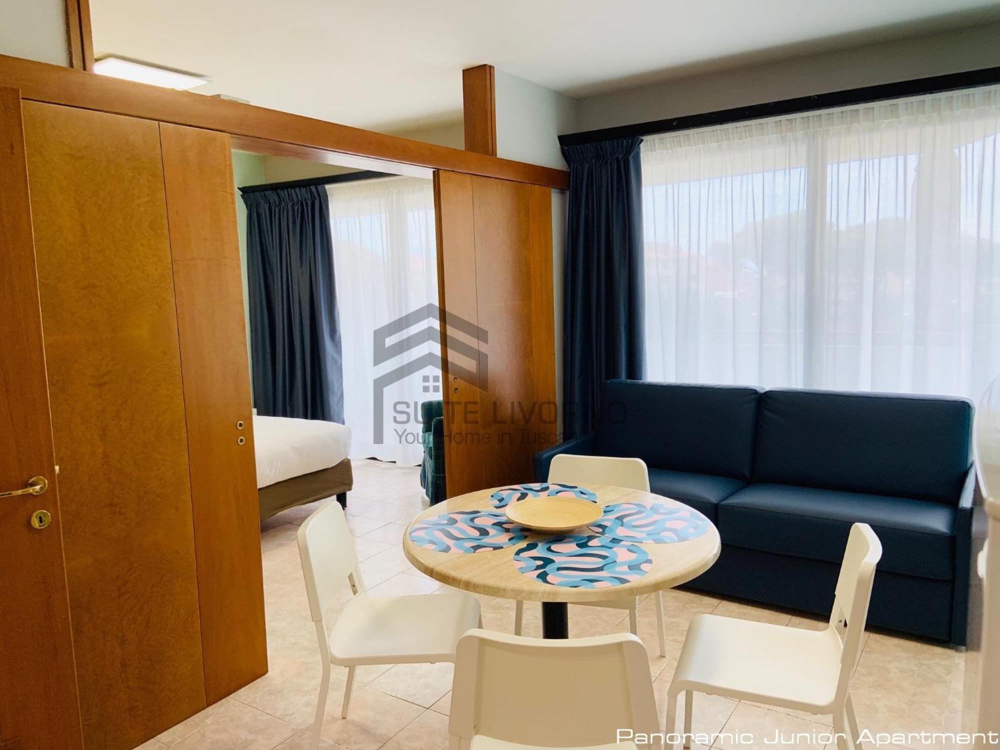 Suites Marilia Apartments Pool Side - Suite Livorno Holiday Home Group Bagian luar foto