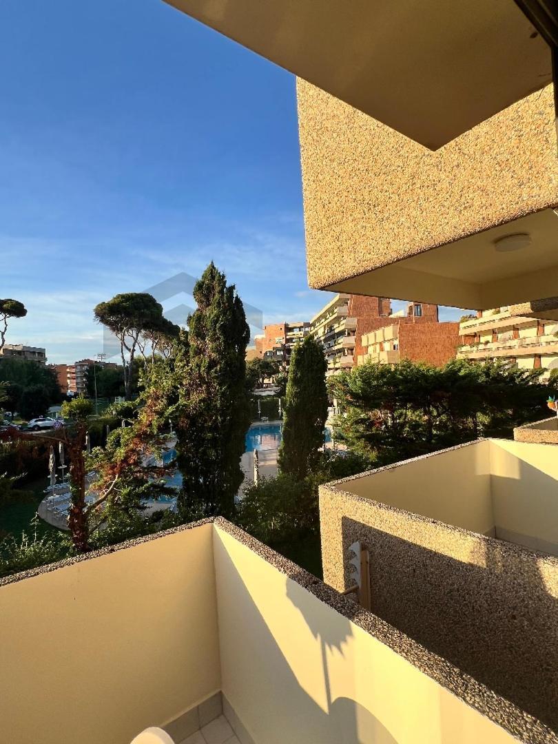 Suites Marilia Apartments Pool Side - Suite Livorno Holiday Home Group Bagian luar foto