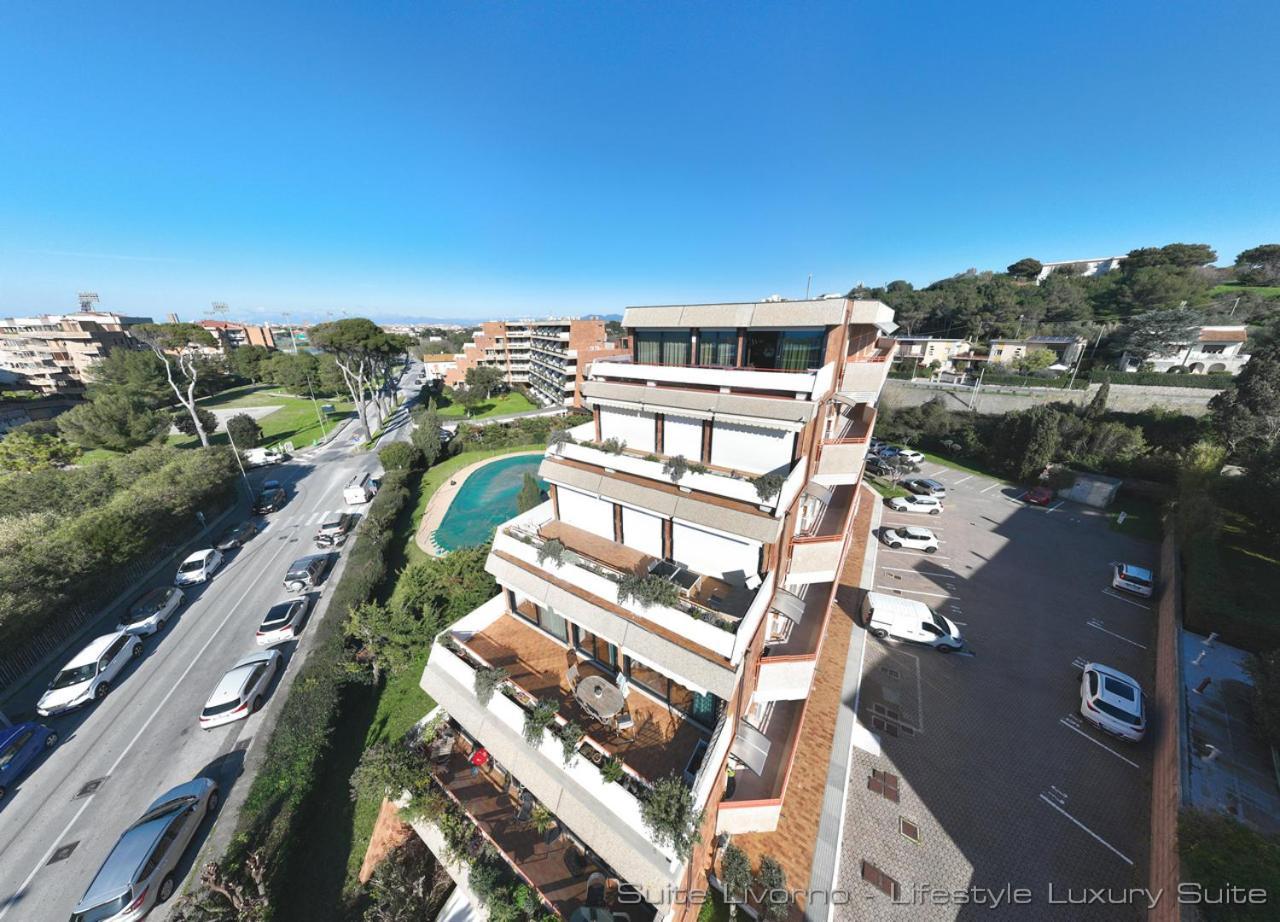 Suites Marilia Apartments Pool Side - Suite Livorno Holiday Home Group Bagian luar foto