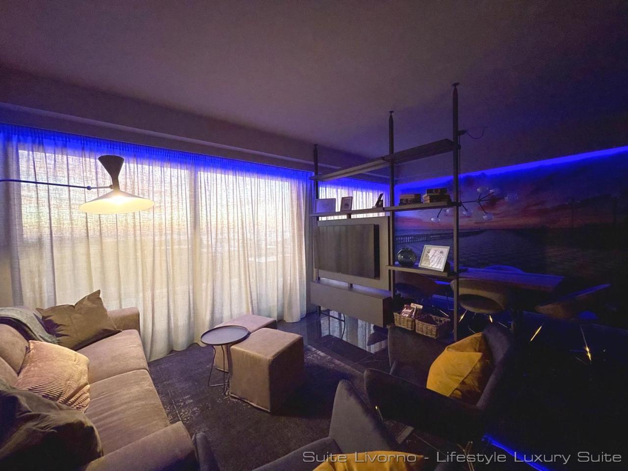 Suites Marilia Apartments Pool Side - Suite Livorno Holiday Home Group Bagian luar foto